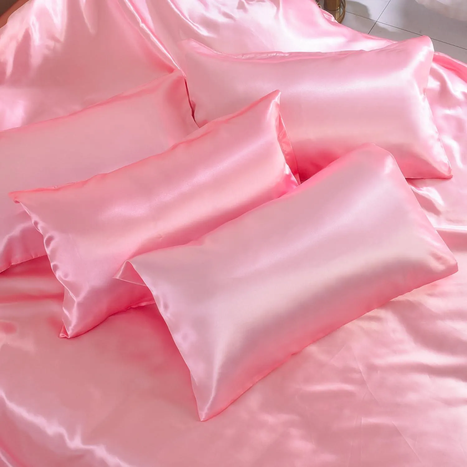 6PC Pink Satin Bedroom Set – Soft Duvet, Fitted Sheet & Pillowcases