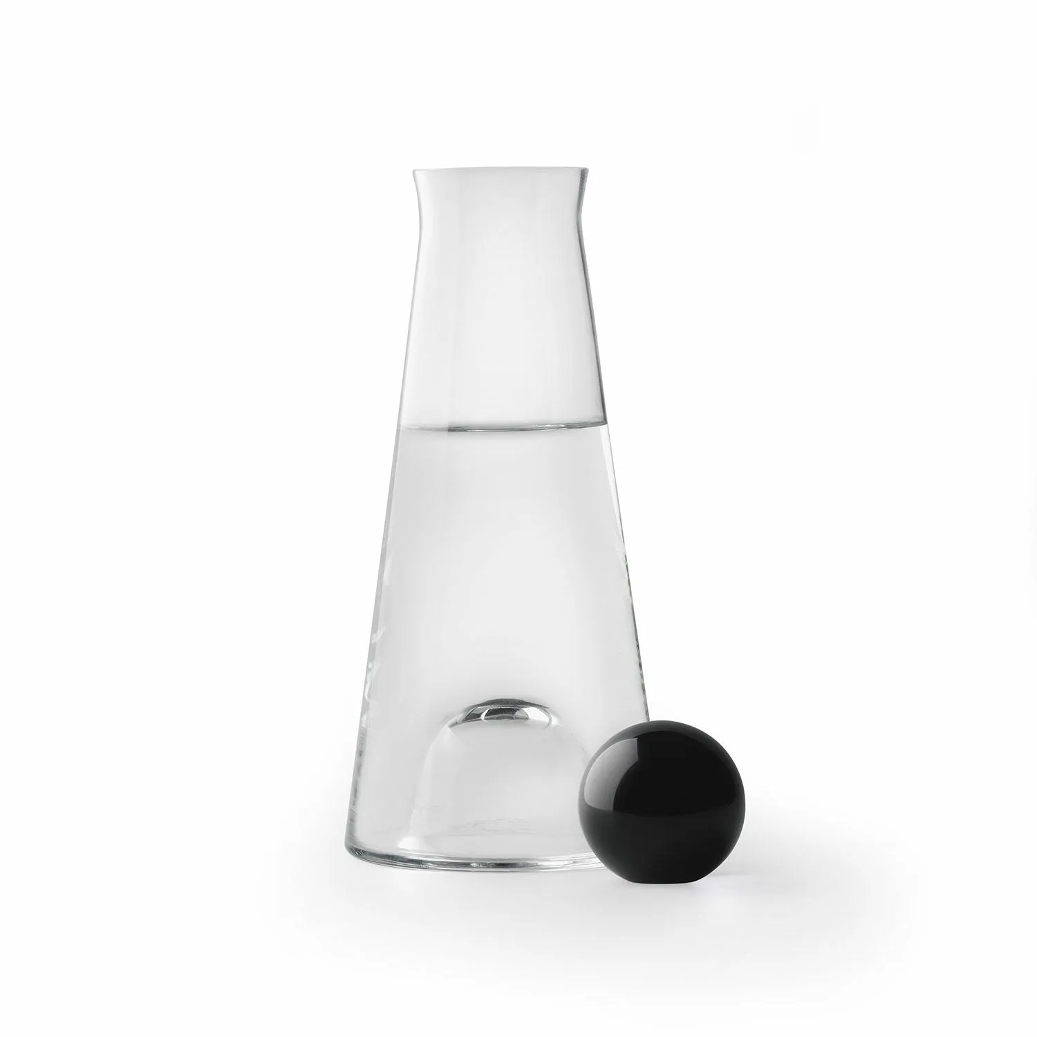 design house stockholm | fia carafe | black