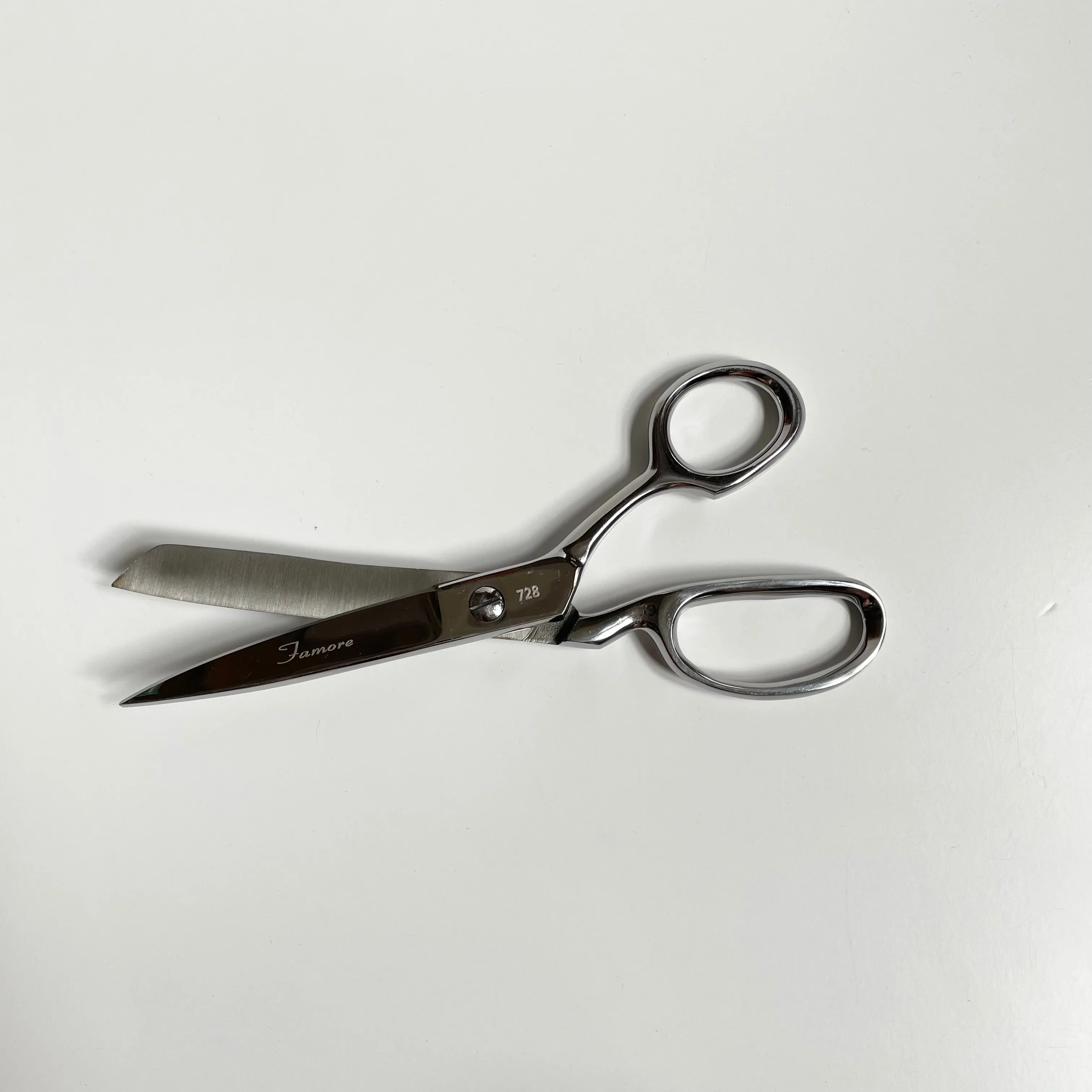 Famore Bent Trimmer Shears - 8 in