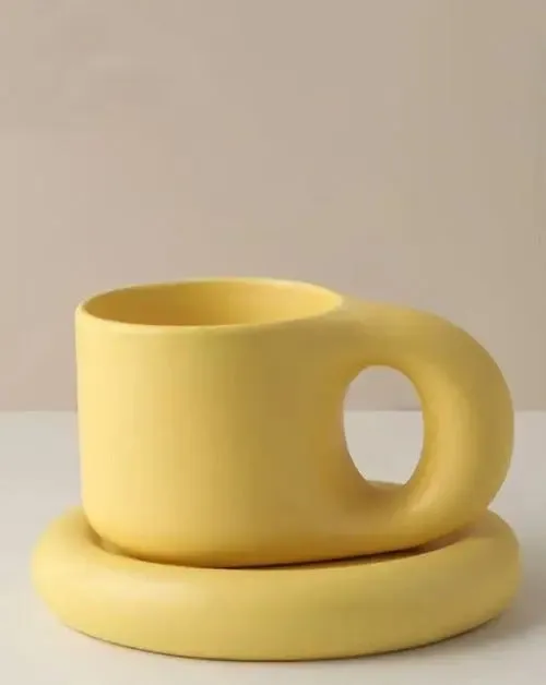 Handcrafted Bauhaus Ceramic Chubby Mugs