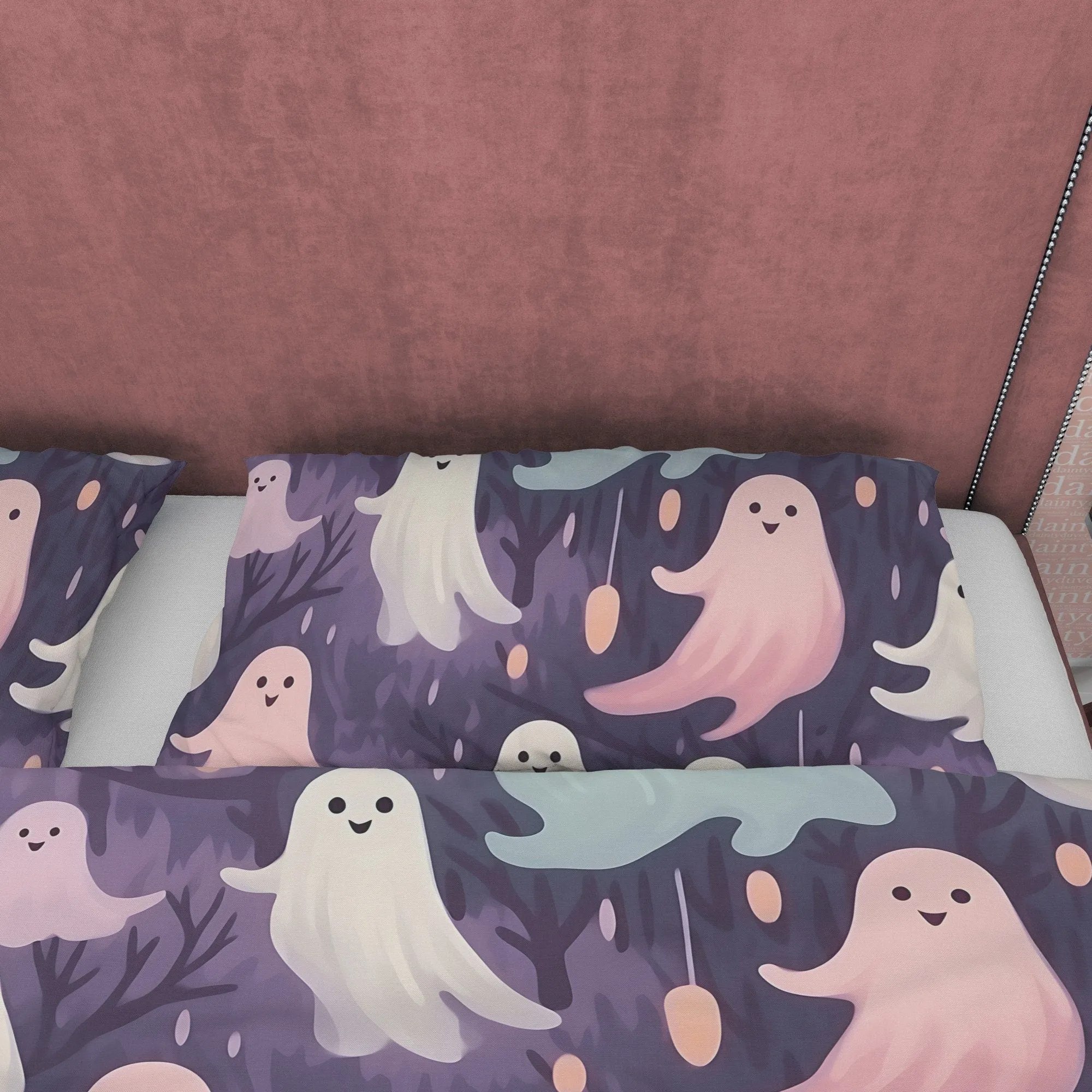 Happy Cute Ghosts, Duvet Cover Set, Aesthetic Zipper Bedding, Spooky Room Decor for Halloween, US, UK, European, Australian Bed Size