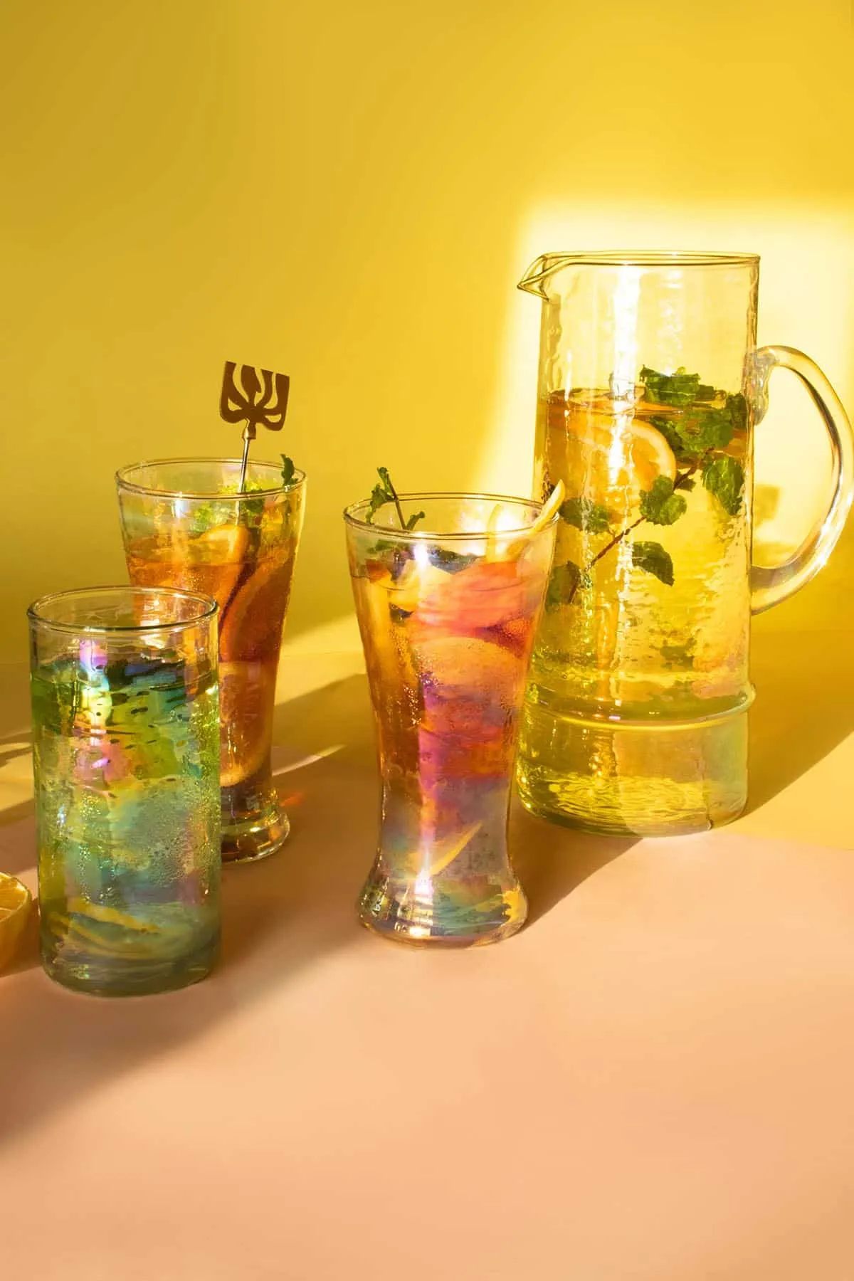 Lift Glass Serving Carafe