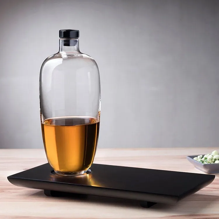 Malt Whiskey Bottle with Wooden Tray Tall