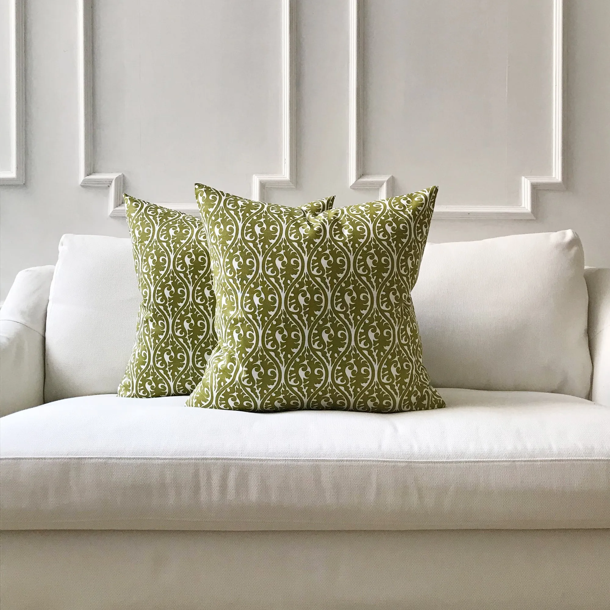 Moss Floral Ogee Throw Pillow Cover