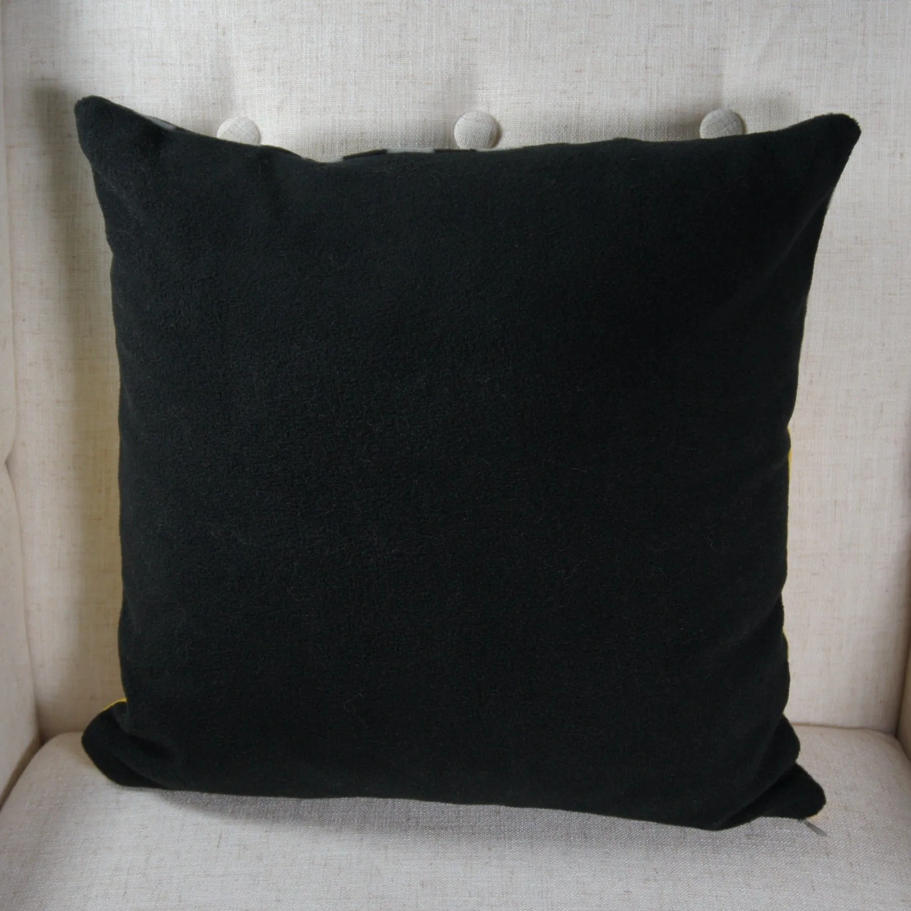 Pillows - College - NCAA - Wichita State University-WSU - Shockers - Black - 16 inch