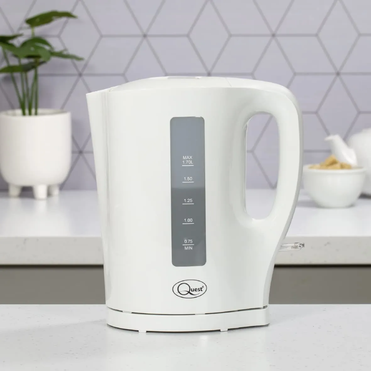 Quest 35019 1.7 Litre Electric Kettle/White/Cord Storage/Water Level Indicator/BPA Free/Automatic Cut-Off/Student Essentials for University