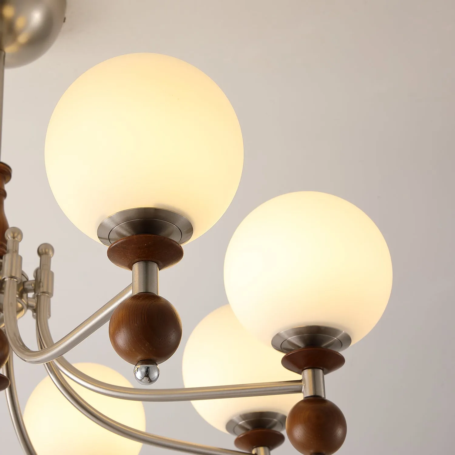 Retro Ellan Chandelier