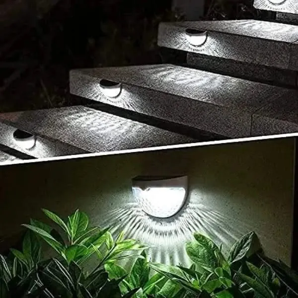 Solar Outdoor Waterproof Light with Automatic On/Off