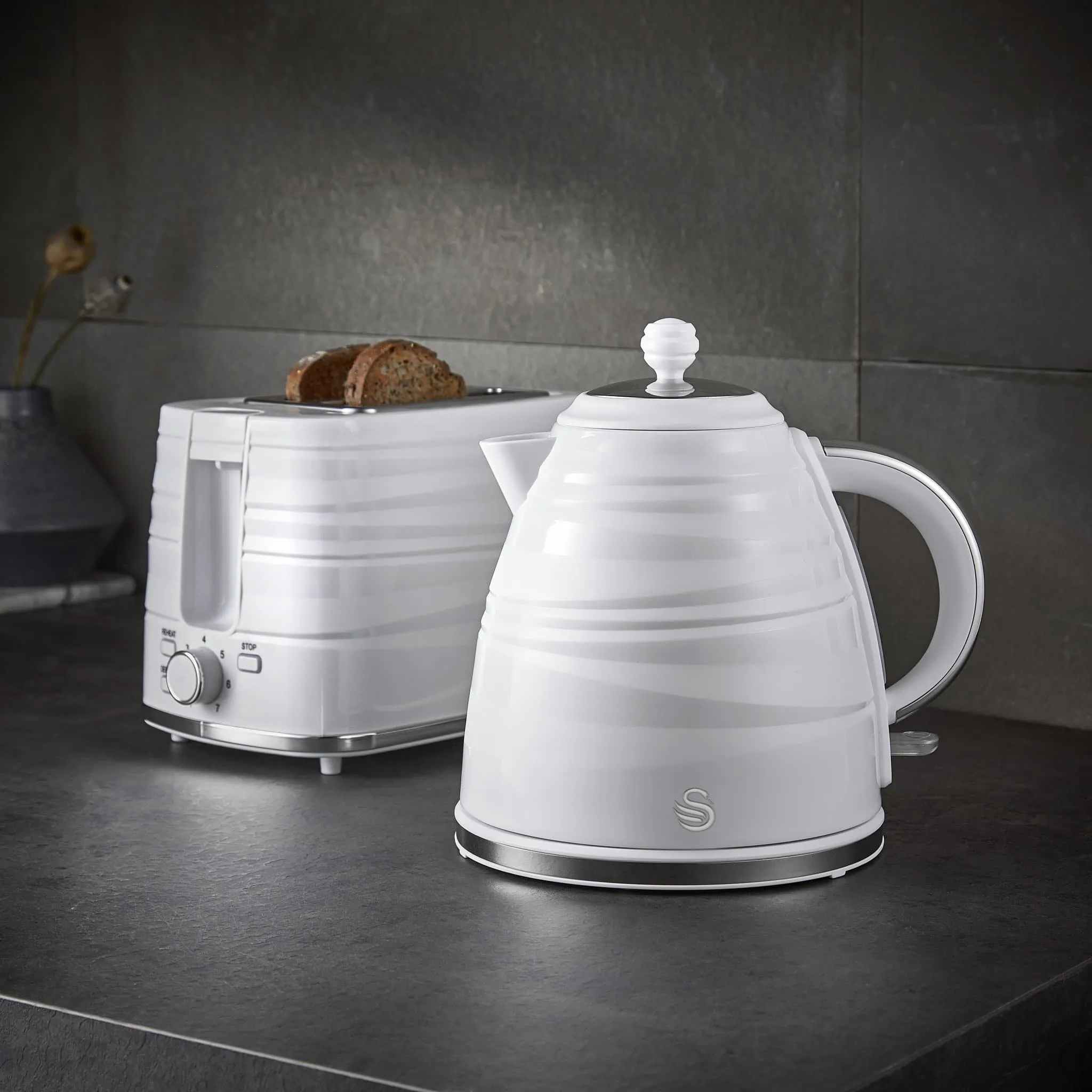 Swan Symphony 1.7 Litre Jug Kettle