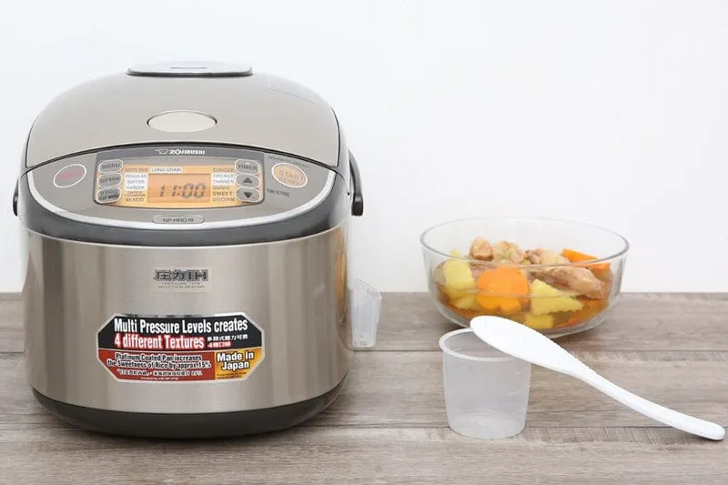 Zojirushi Electronic Rice Cooker/ Warmer 1.8 Lt- Stainless Brown